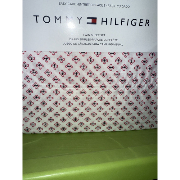 New Tommy Hilfiger Twin Sheets White Pink Black - Picture 3 of 4